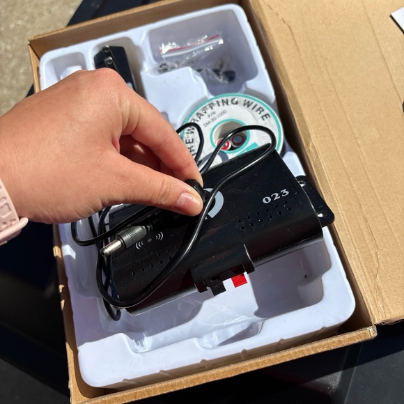 Electronic Pet Fencing System 023 - Picture 13 of 13